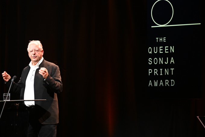 Den sørafrikanske kunstneren William Kentridge ble hedret for sitt livslange kunstnerskap. Foto: Sven Gj. Gjeruldsen, Det kongelige hoff.
