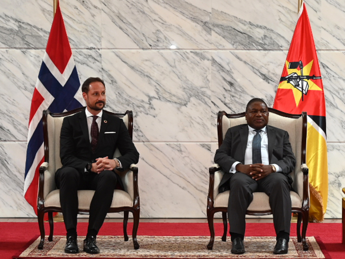 Kronprins Haakon og President Filipe Nyusi møttes til samtaler. Foto: Sven Gj. Gjeruldsen, Det kongelige hoff