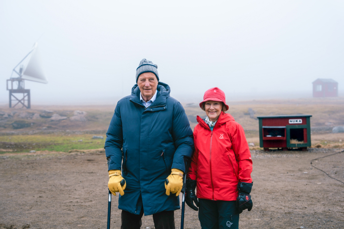 Kong Harald besøker Norge på 74 grader nord. Foto: Ola Vatn, Det kongelige hoff

