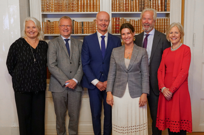 Styret behandler tildelingene for 2023. Foto: Liv Anette Luane, Det kongelige hoff