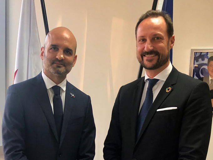 Kronprinsen i møte med Houtan Homayounpour, leder for ILOs kontor i Qatar. Foto: Guri Ofstad Varpe, Det kongelige hoff