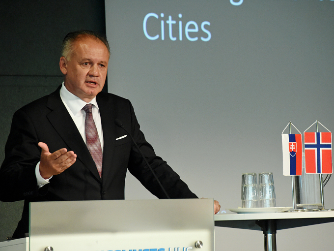 President Kiska rundet av næringslivsseminaret i NHOs lokaler. Foto: Sven Gj. Gjeruldsen, Det kongelige hoff