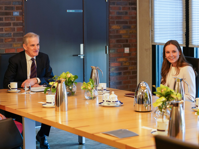 På Statsministerens kontor fikk Prinsessen høre om arbeidet i regjeringen og departementene. Foto: Simen Løvberg Sund, Det kongelige hoff