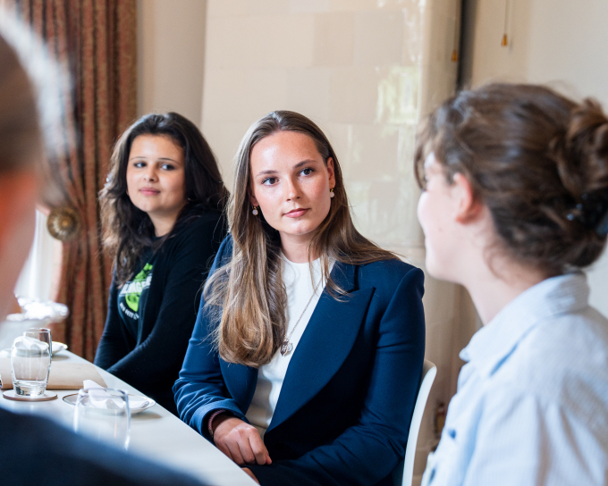 Miljøagentene jobber for å gi barna en stemme i miljødebatten. Foto: Simen Sund, Det kongelige hoff