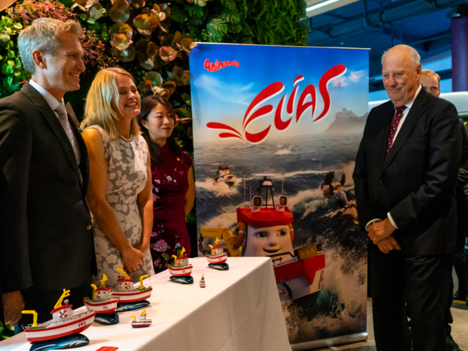 Redningsskøyta Elias var også på plass i Shanghai. TV-serien om Elias vises på kinesisk TV. Foto: Tim Haukenes