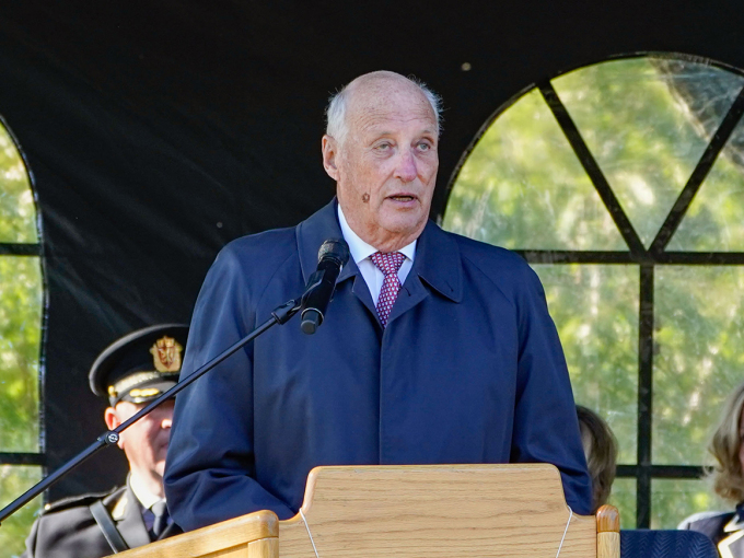 Kong Harald taler i Sykkylven. Foto: Lise Åserud, NTB