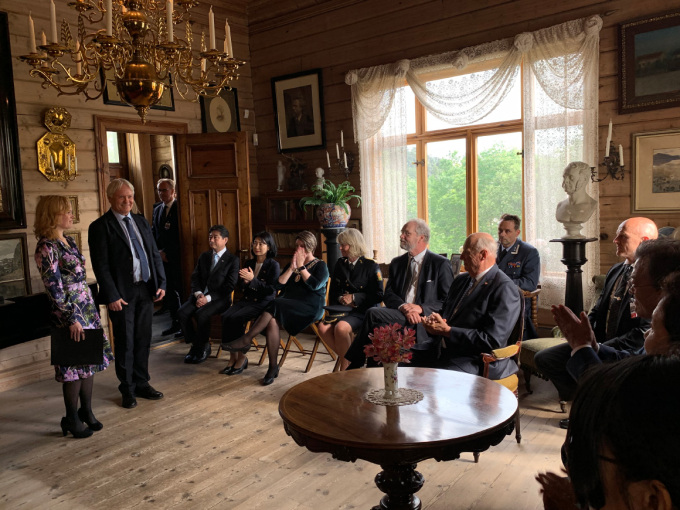 Sopranen Beate Mordal og pianisten Jens Harald Bratlie framførte flere melodier og lyriske stykker. Foto: Sven Gj. Gjeruldsen, Det kongelige hoff