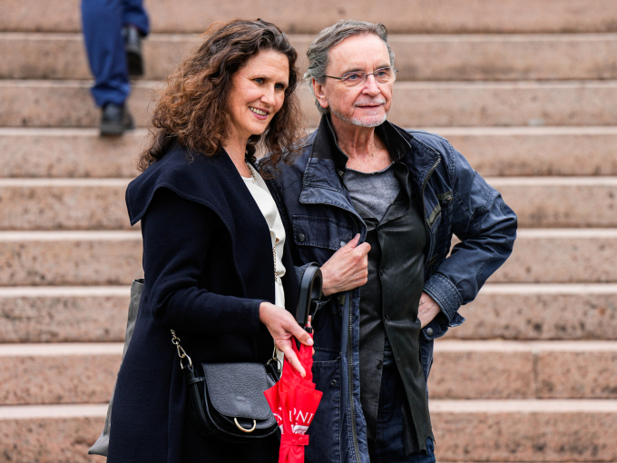 Ingrid Lorentzen og koreograf Jiří Kylián ankommer Oscarshall. Foto: Cornelius Poppe / NTB